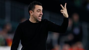 Xavi Hernández cuenta con el apoyo de la directiva del FC Barcelona a pesar de la reciente eliminación en la Copa del Rey.