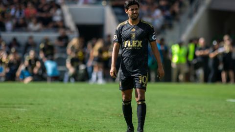 Carlos Vela sigue en la búsqueda de un nuevo equipo.