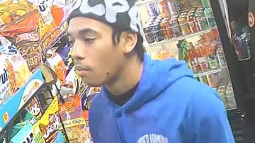 Adolescente sospechoso de asesinato que se fugó en Filadelfia fue visto en una tienda de comestibles
