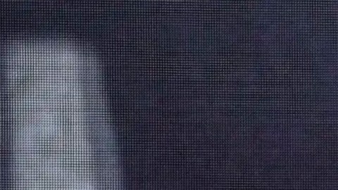 La banda ofrece un espectáculo futurista de dos horas, utilizando la imponente arquitectura y efectos visuales vanguardistas del estadio esférico más grande del mundo.