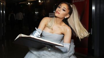 Ariana Grande anunció que lanzará “Yes, and?”, su nueva canción, el viernes