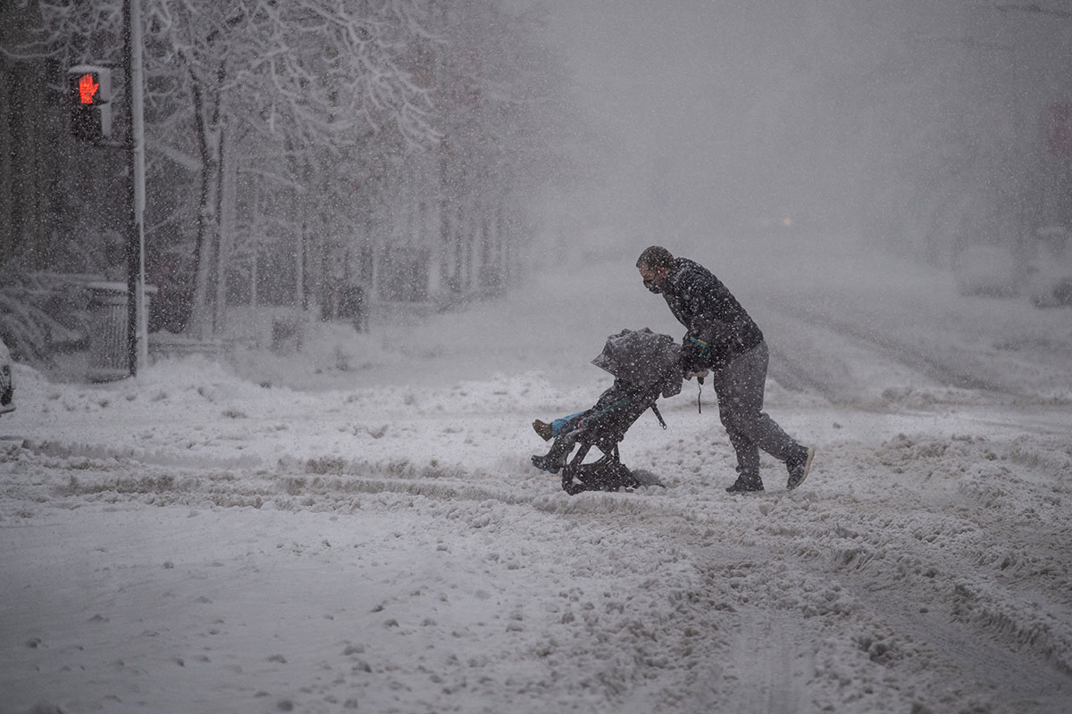 EE.UU. se prepara para la primera “gran tormenta invernal” del año que impactará el centro y este del país