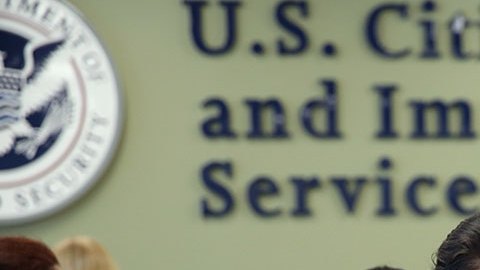 USCIS actualiza políticas sobre solicitudes tardías de extensión de estadía y cambio de estatus para inmigrantes