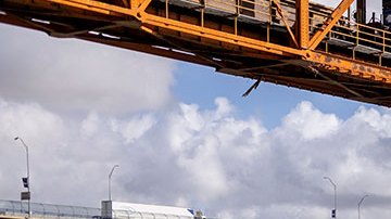 Legisladores de EE.UU. viajan a México en busca de acciones para detener la migración ilegal