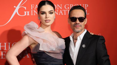 A una semana de su primer aniversario de bodas, Marc Anthony y Nadia Ferreira recibieron su primer regalo