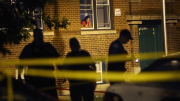 Acusan a un hombre de matar a su esposa y a sus tres hijas en un suburbio de Chicago