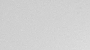 Dua Lipa estrenó un look temporal con el que podremos verla en la gran pantalla a partir de febrero.