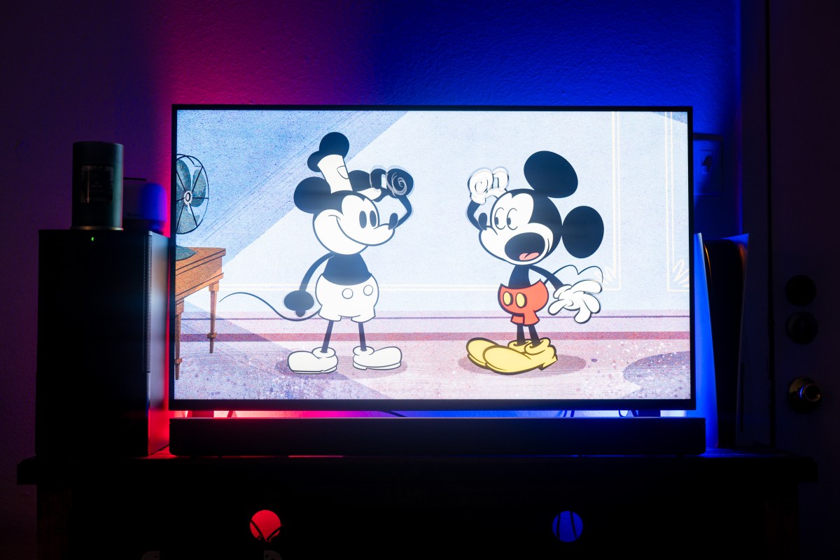 La Opinión Hoy Mickey Mouse ya es de todos La Opinión