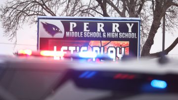 Tiroteo mortal en Iowa: Luego de semanas de agonía, director de escuela que protegió a alumnos murió