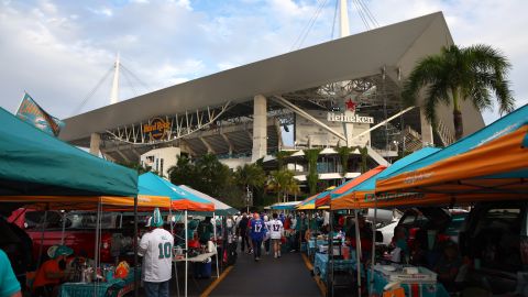 El suceso ocurrió al termino del partido entre Bill y Dolphins.