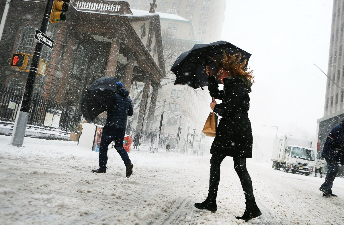 Más de 40 estados en alerta por tormenta invernal que traerá fuertes vientos, nieve e inundaciones