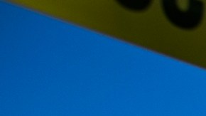 Autoridades de Texas investigan doble asesinato en casa de un ex juez