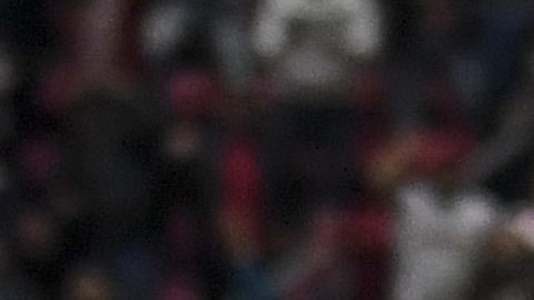 Erick Gutiérrez celebra el gol que le dio el primer punto del torneo a Chivas.