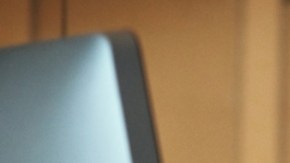 Burnt-out: el estrés está afectando la asistencia al trabajo en Reino Unido