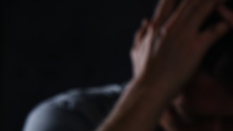 Consumo de sustancias en la adolescencia aumenta despresión, ansiedad y pensamientos negativos