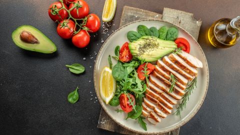 La calidad de dietas bajas en carbohidratos afecta el cambio de peso en estadounidenses: estudio