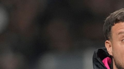 Fanáticos del Crzu Azul criticaron a Martín Anselmi tras derrota ante el Pachuca.