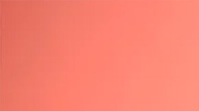 La presencia de las Kardashian en el evento no solo refuerza su posición como referentes de la moda, sino que también demuestra su influencia.