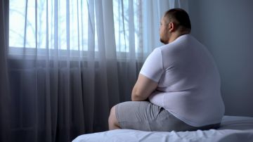 La obesidad y la soledad son mala combinación: qué dice un nuevo estudio