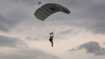 Paracaidista de Colorado murió en un extraño accidente