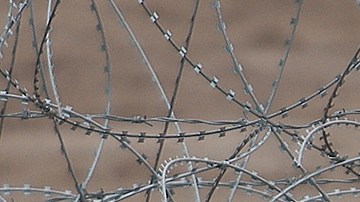 Patrulla Fronteriza confisca sistemáticamente pertenencias de migrantes, denuncia reporte