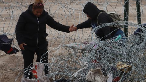 Patrulla Fronteriza confisca sistemáticamente pertenencias de migrantes, denuncia reporte