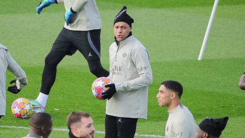 Kylian Mbappé está disponible para disputar el encuentro de este miércoles ante la Real Sociedad por la Champions League.