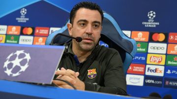 El entrenador del FC Barcelona, Xavi Hernández, durante la rueda de prensa previa al encuentro de este miércoles ante el Nápoles.