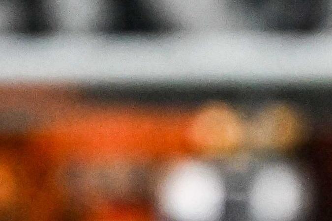 El delantero mexicano Hirving "Chucky" Lozano durante el partido que el PSV Eindhoven disputó el domingo ante el FC Volendam por la jornada 21 de la Eredivisie.