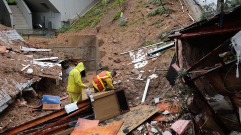 Un gran número de casas y edificios fueron afectados por la lluvia.