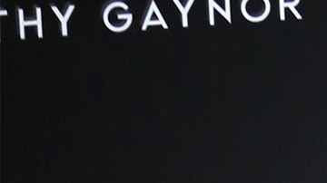 A casi dos décadas desde el lanzamiento de su primer y único álbum, "Paris"