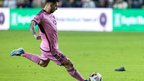 Fort Lauderdale (United States), 21/02/2024.- Inter Miami forward Lionel Messi in action during the first match of the MLS regular season between Inter Miami and Real Salt Lake at Chase stadium in Fort Lauderdale, Florida, USA, 21 February 2024. EFE/EPA/CRISTOBAL HERRERA-ULASHKEVICH