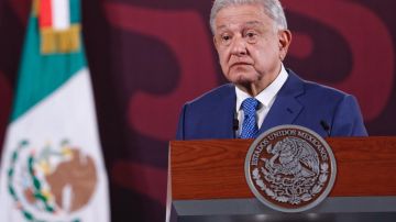 López Obrador arremetió contra Abbott por las políticas antiinmigrantes de Texas: "Es antimexicano"