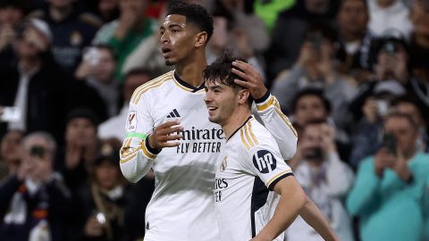 Brahim Diaz y Jude Bellingham, jugadores del Real Madrid.