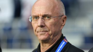 Philippines' head coach Sven-Goran Eriksson stands on the touchline before the AFC Asian Cup group C soccer match between South Korea and Philippines at Al Maktoum Stadium in Dubai, United Arab Emirates, Monday, Jan. 7, 2019. (AP Photo/Kamran Jebreili)