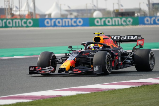 El piloto mexicano Sergio "Checo" Pérez ha tenido buenas sensaciones durante los test oficiales de pretemporada en Bahréin.