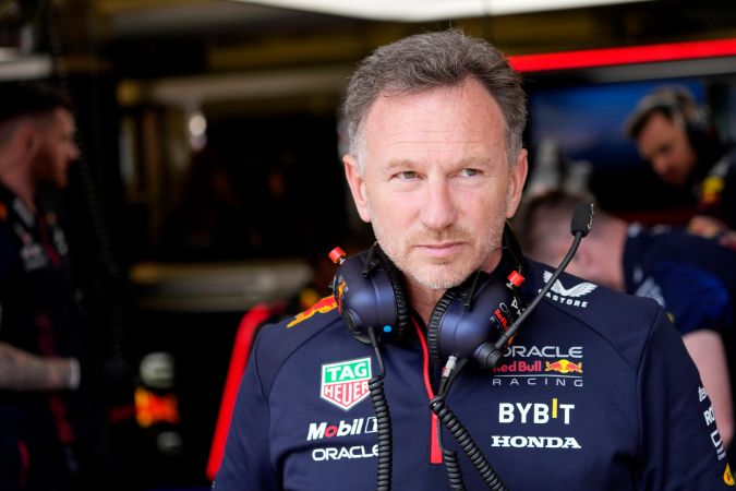 Christian Horner mantiene su posición de rechazar las acusaciones que hicieron en su contra.