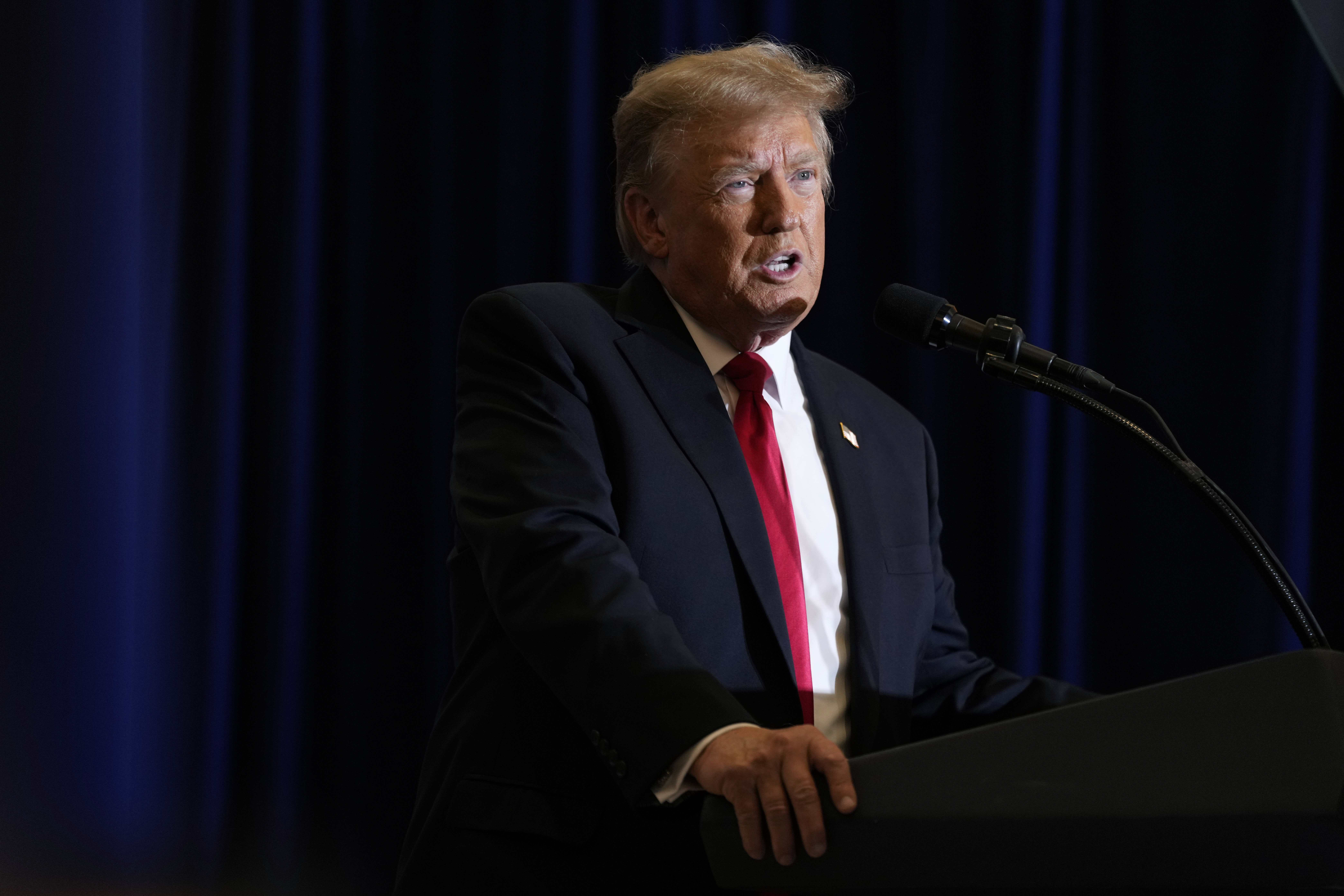 Un elemento clave de la estrategia del equipo de Trump ha sido buscar retrasar sus casos penales hasta después de las elecciones.