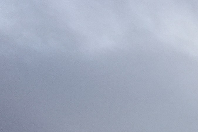 Campamento improvisado en la frontera de California recibe cientos de migrantes diariamente