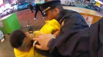 ¿Qué provocó el ataque de los migrantes a policías de Nueva York?: revelan vídeo de la cámara corporal