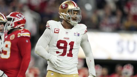 Arik Armstead fue uno de los jugadores que dijo que desconocía la nueva regla.