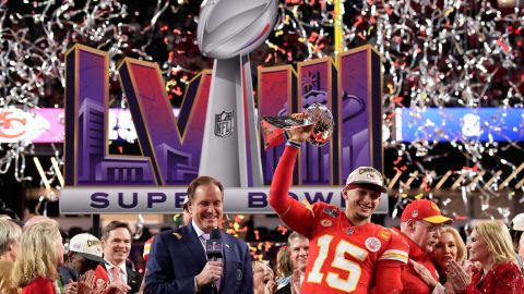 Patrick Mahomes levanta su tercer Trofeo Vince Lombardi para los Chiefs tras un partido cardiaco contra los 49ers.