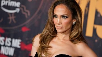 Tras su experiencia en This Is Me...Now: A Love Story, Jennifer Lopez dice que le gustaría dirigir