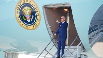 President Joe Biden arrives at John F. Kennedy International Airport, Monday, Feb. 26, 2024, in New York. (AP Photo/Evan Vucci)