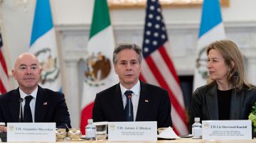 Antony Blinken insta a los cancilleres de México y Guatemala redoblar la coordinación migratoria