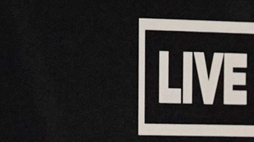 Cazzu y Christian Nodal en el Latin Grammy.