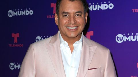 Daniel Sarcos en un evento de Telemundo.