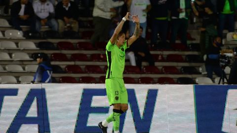 Diego Chávez en la celebración de su último gol en la Liga MX.