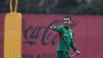 Jaime Lozano, director técnico de El Tri durante el entrenamiento de la Selección de México previo al partido contra la selección de Colombia que se disputó en diciembre.