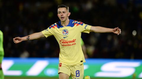 Álvaro Fidalgo festejando un gol durante el partido correspondiente a la jornada 4 del torneo Clausura 2024 de la Liga BBVA MX, entre el FC Juárez y las Águilas del América.